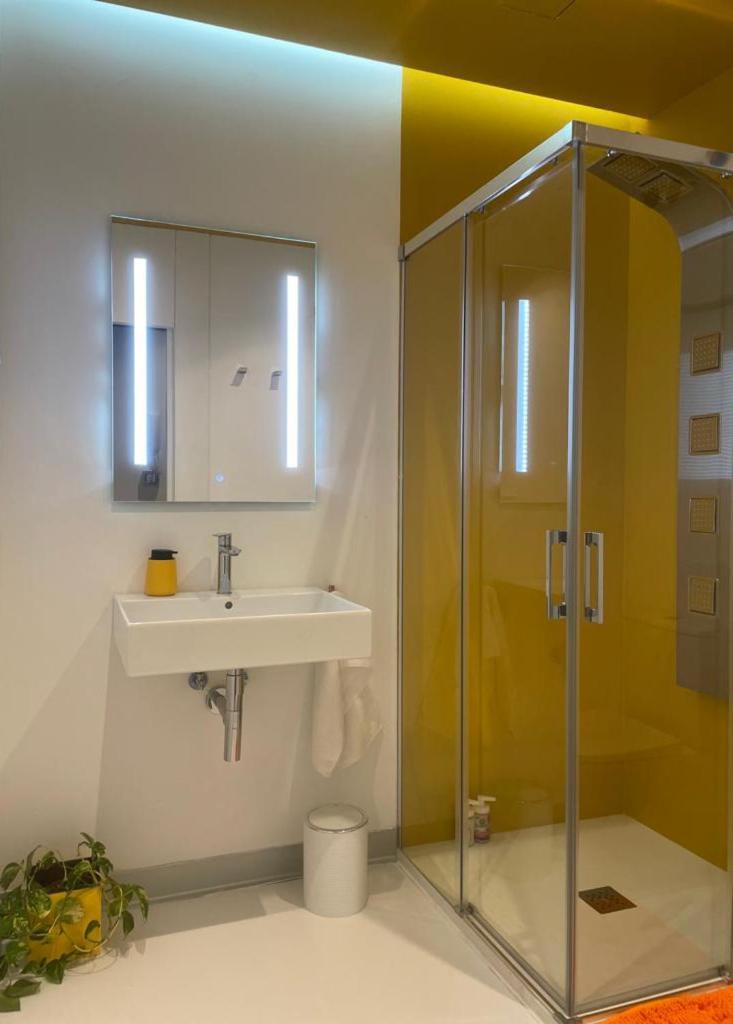 Lahola Glam Suites Torremolinos Zimmer foto