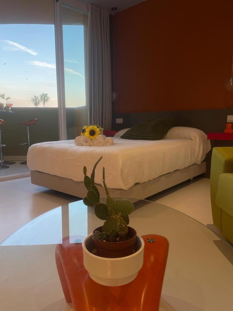Lahola Glam Suites Torremolinos Zimmer foto
